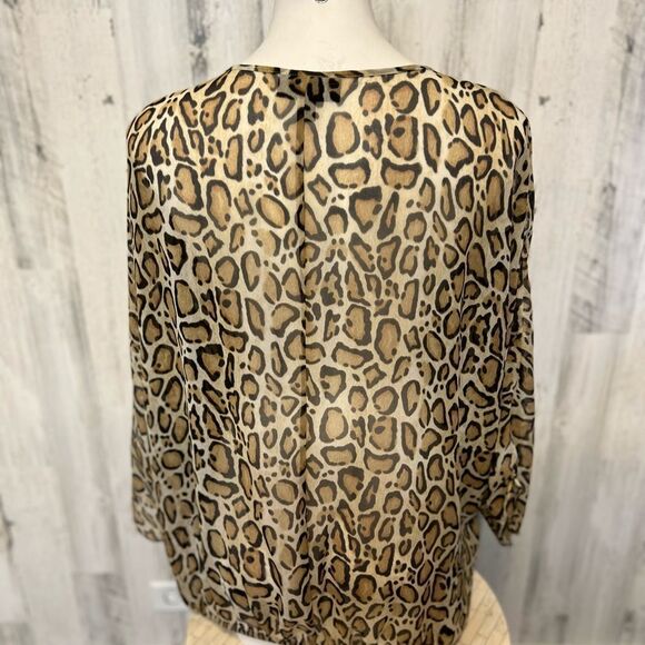 Lane Bryant Cheetah blouse - Picture 5 of 6